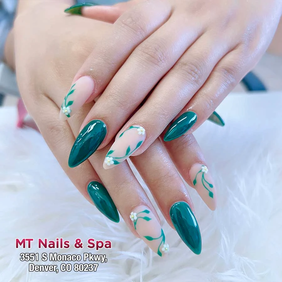 A Fresh Manicure for Your Next Look